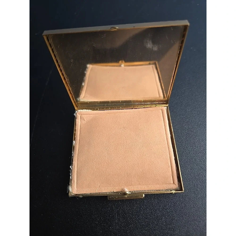Vintage American Powder Compact‎ Mirror Gold Tone 1950s w/ Puff